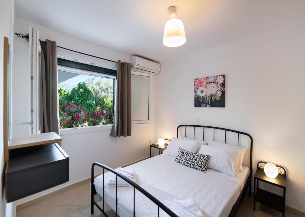 Sofoklis City House With A Private Veranda Lefkada City Екстер'єр фото